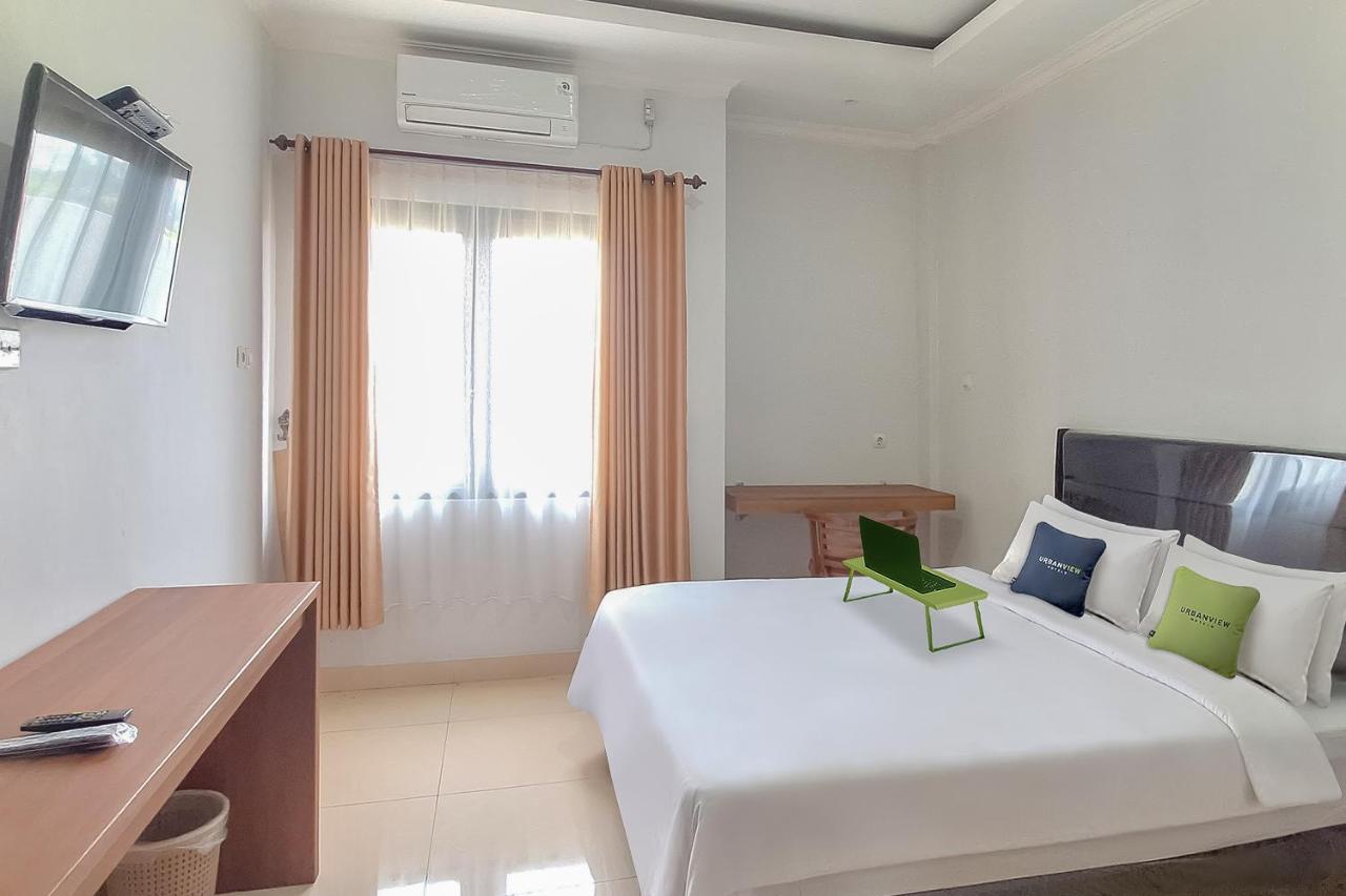 Urbanview Syariah Wisma Annisa Palangkaraya By Reddoorz Экстерьер фото